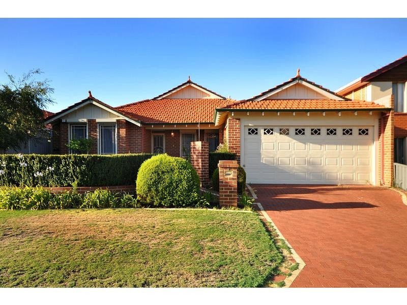 9 Dandenong Way, Alexander Heights WA 6064