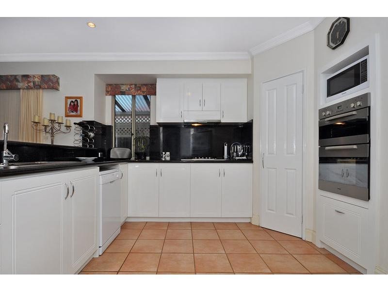 9 Dandenong Way, Alexander Heights WA 6064