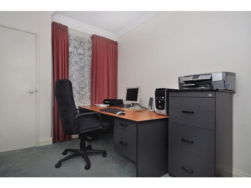 9 Dandenong Way, Alexander Heights WA 6064