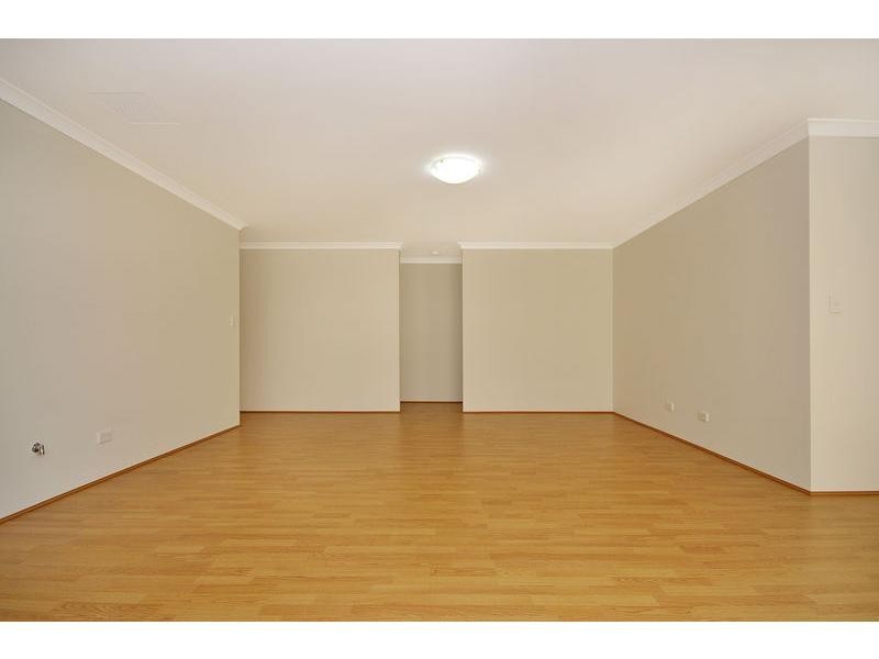 1 Elmdon Link, Landsdale WA 6065