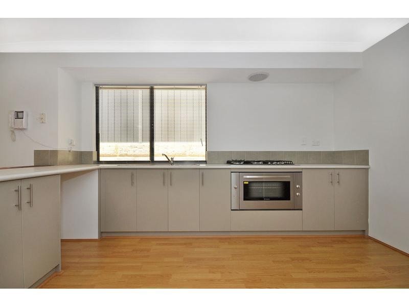 1 Elmdon Link, Landsdale WA 6065