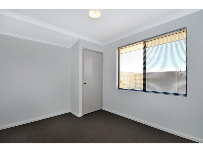 1 Elmdon Link, Landsdale WA 6065