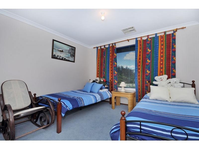23 Kalyeeda Terrace, Ellenbrook WA 6069