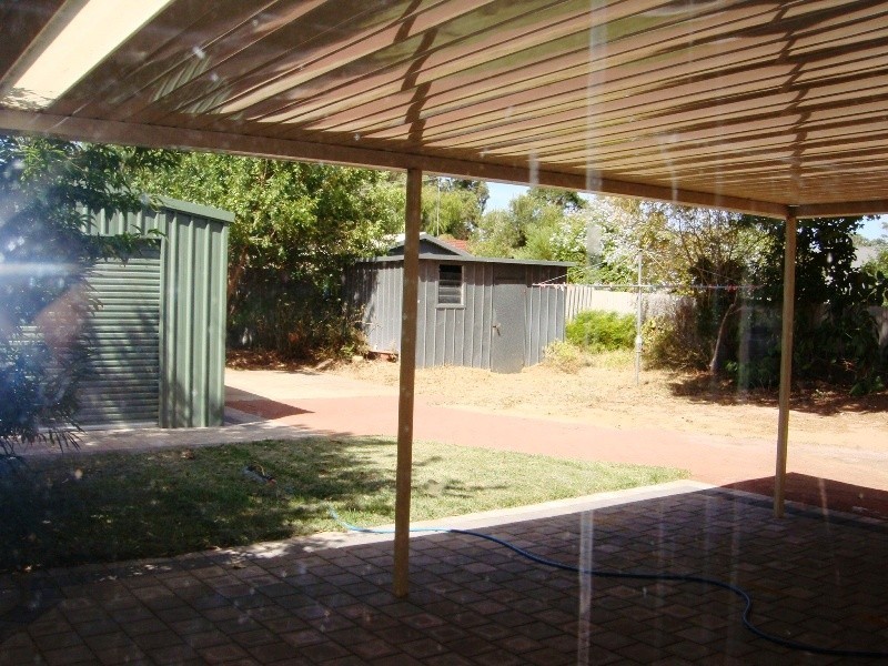 16B Clarkside Court, Wanneroo WA 6065