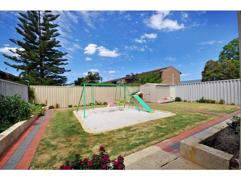 6/17 Westbrook Way, Girrawheen WA 6064