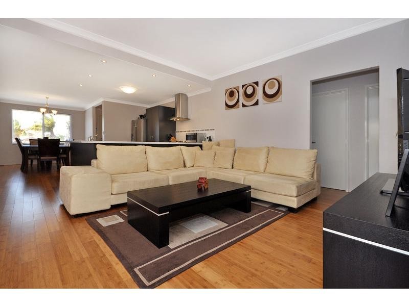 194A Landsdale Road, Landsdale WA 6065