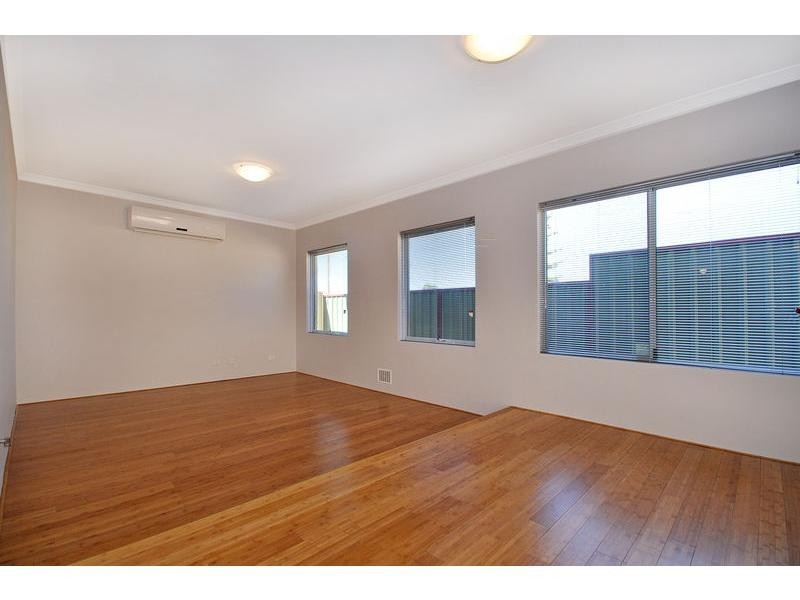 194B Landsdale Road, Landsdale WA 6065