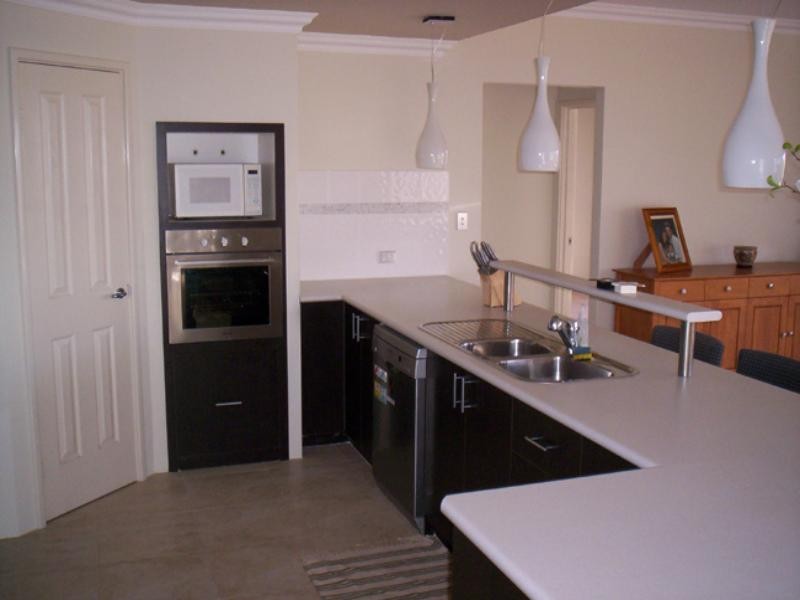 17 Masthead Close, Jindalee WA 6036