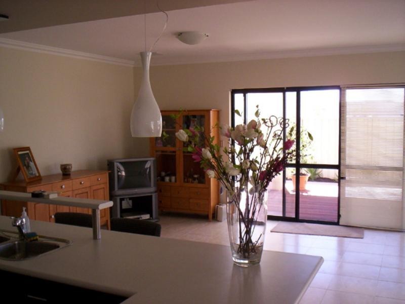 17 Masthead Close, Jindalee WA 6036