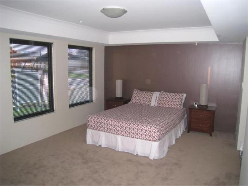 17 Masthead Close, Jindalee WA 6036