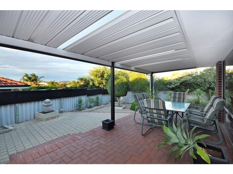 26 Dandenong Way, Alexander Heights WA 6064