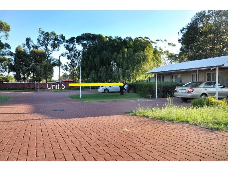 5/43 Golders Way, Girrawheen WA 6064