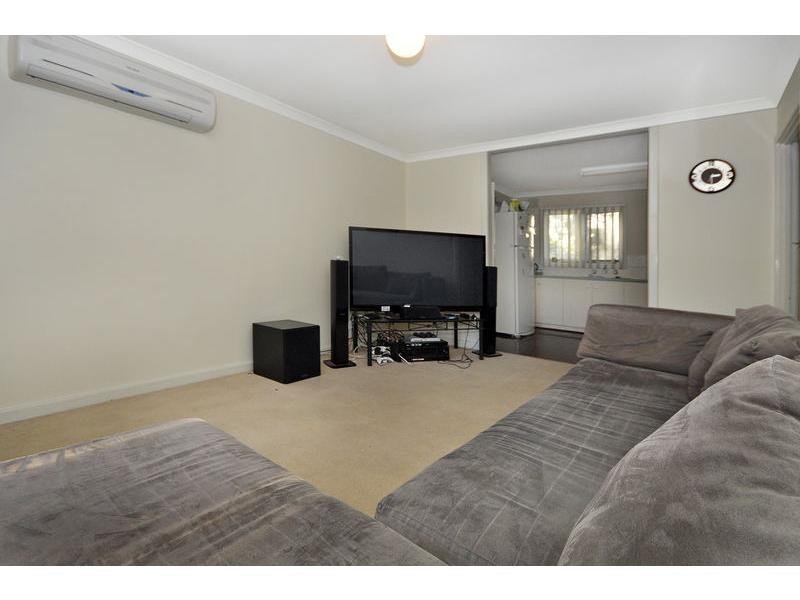 5/43 Golders Way, Girrawheen WA 6064