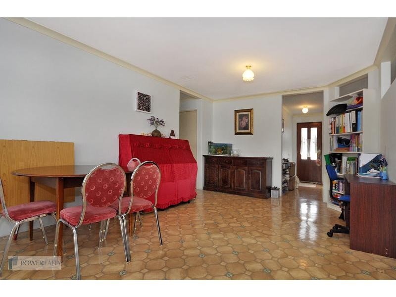 9 Jacka Close, Marangaroo WA 6064