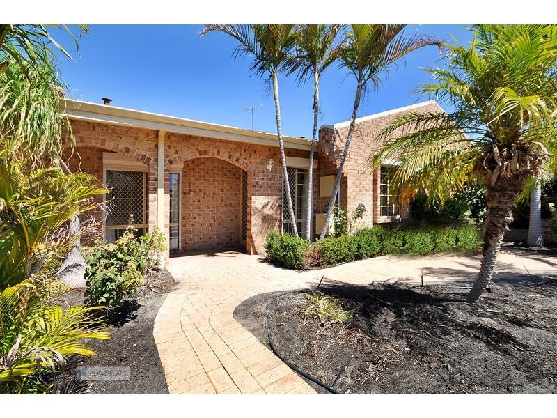 2/1 Freeland Way, Eden Hill WA 6054