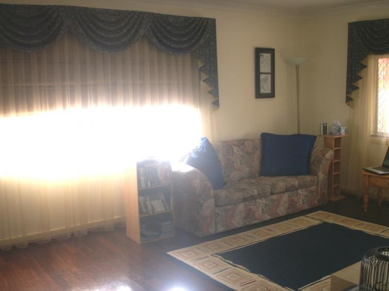 40A Oldfield Road, Girrawheen WA 6064