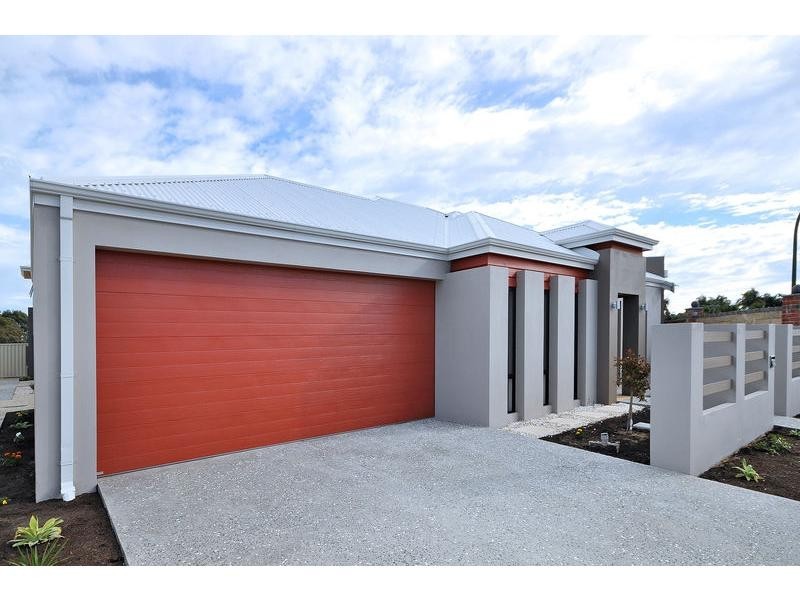 1/2 Dana Way, Madeley WA 6065