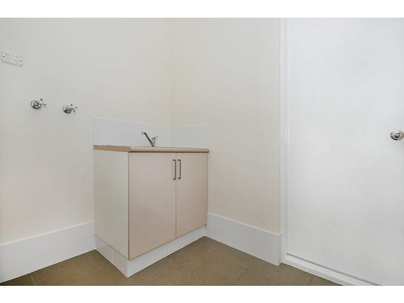 1/2 Dana Way, Madeley WA 6065