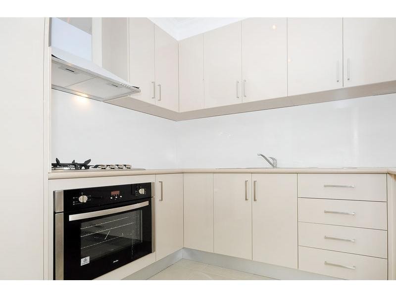 2/2 Dana Way, Madeley WA 6065