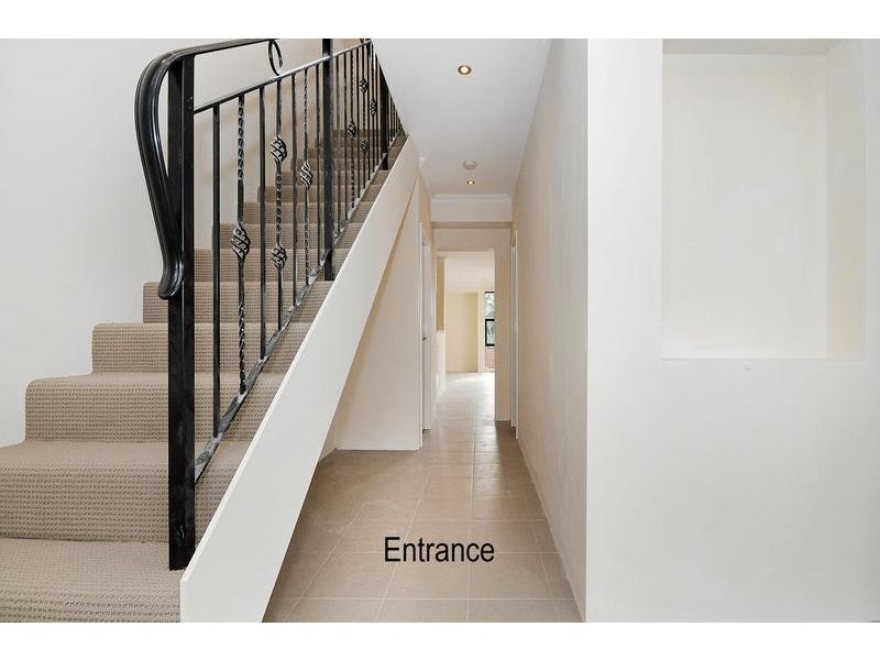 3/2 Dana Way, Madeley WA 6065