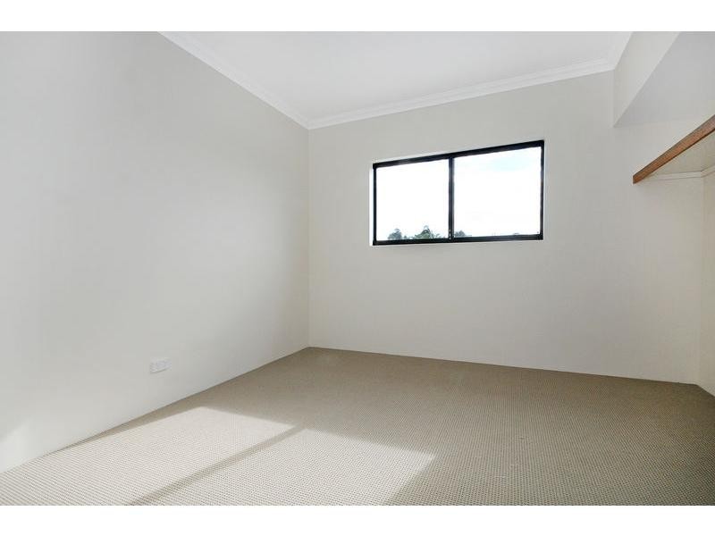 3/2 Dana Way, Madeley WA 6065