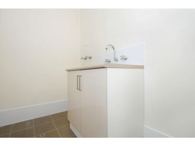 3/2 Dana Way, Madeley WA 6065