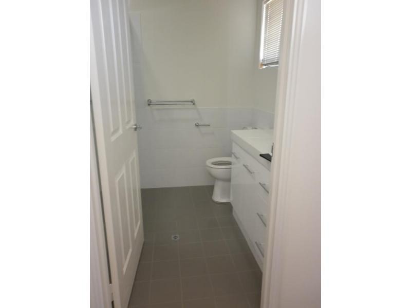 8 Atoll End, Aveley WA 6069