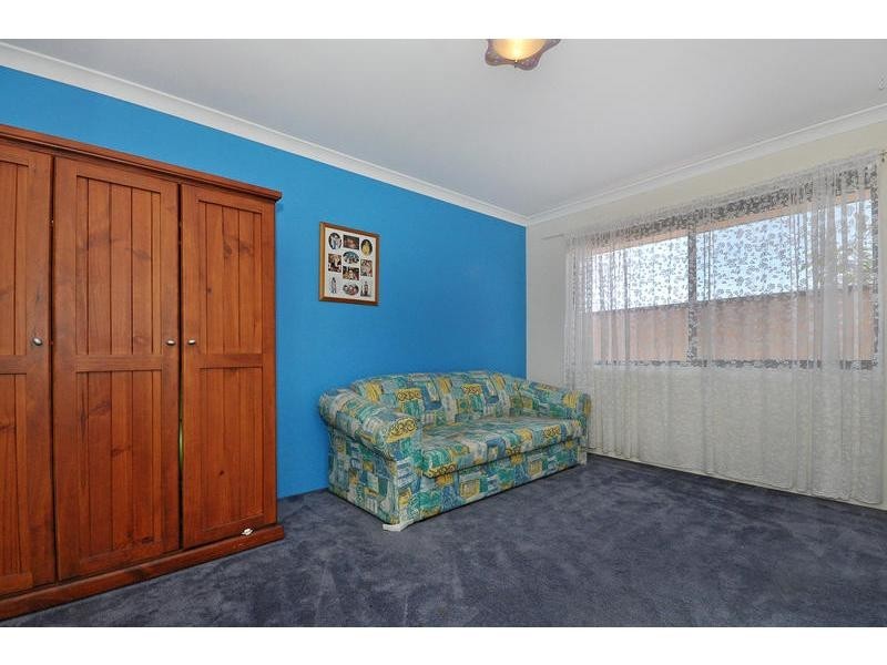 28 Esmerelda Pass, Darch WA 6065