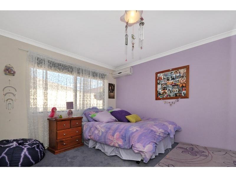 28 Esmerelda Pass, Darch WA 6065