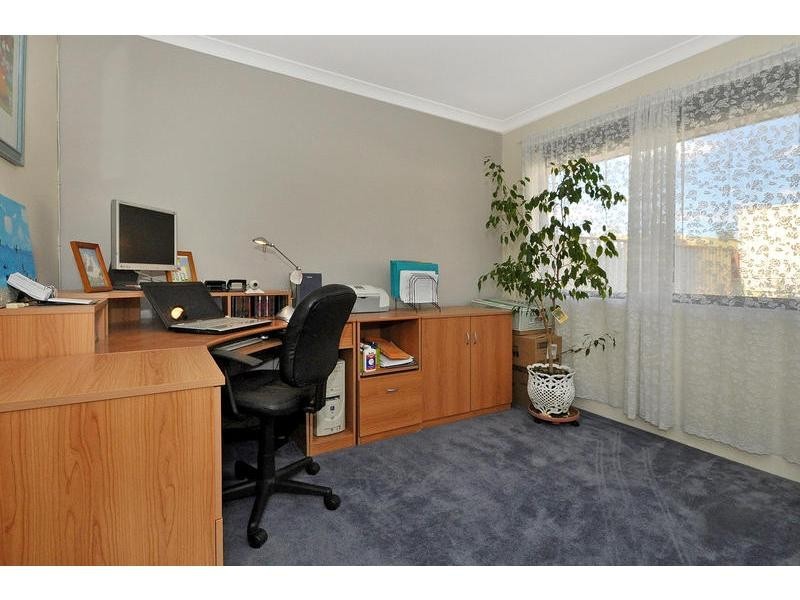 28 Esmerelda Pass, Darch WA 6065