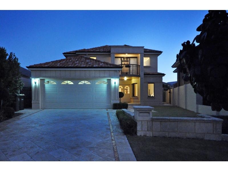 8 Ewing Drive, Hillarys WA 6025