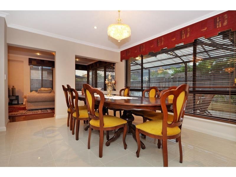 8 Ewing Drive, Hillarys WA 6025