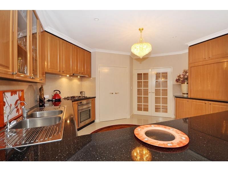 8 Ewing Drive, Hillarys WA 6025