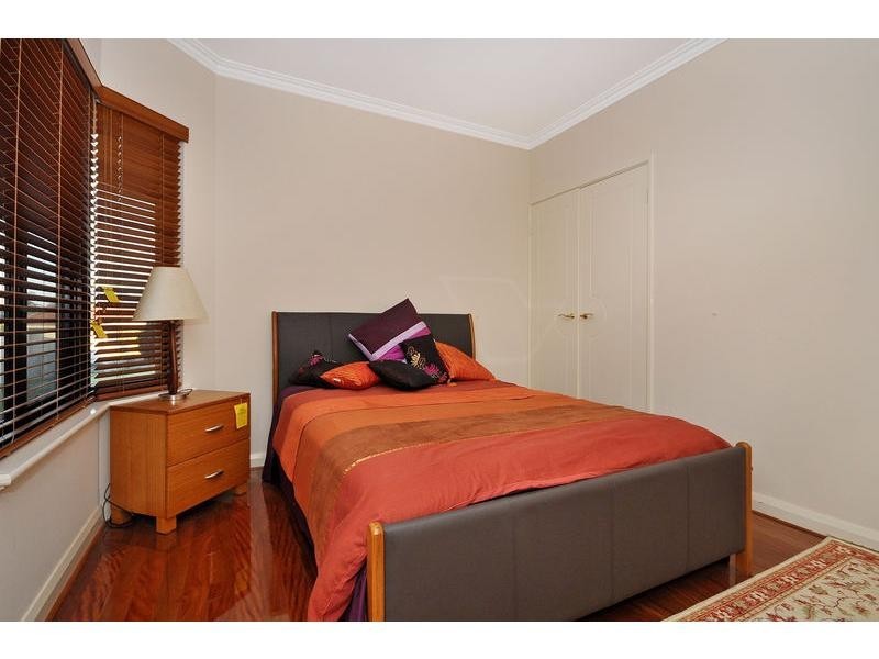 8 Ewing Drive, Hillarys WA 6025