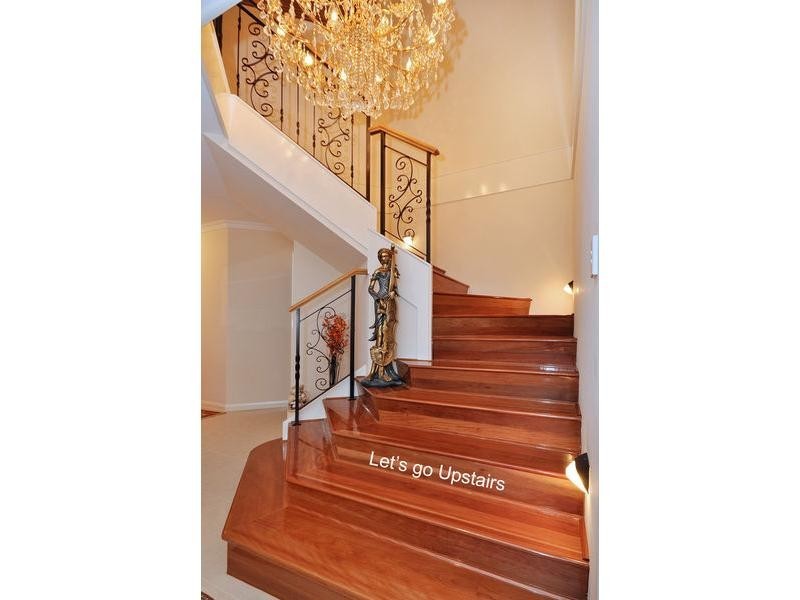 8 Ewing Drive, Hillarys WA 6025