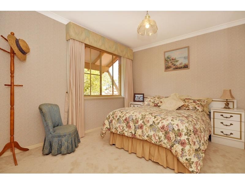 4 Santa Paula Lane, The Vines WA 6069