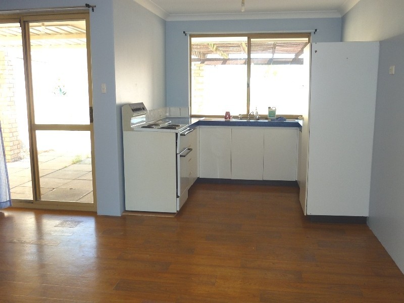 8 Synnot View, Marangaroo WA 6064