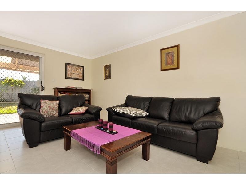 35 Honours Rise, Marangaroo WA 6064