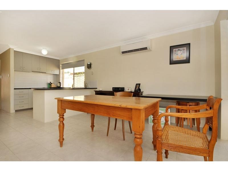 35 Honours Rise, Marangaroo WA 6064