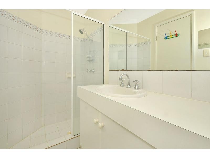 35 Honours Rise, Marangaroo WA 6064