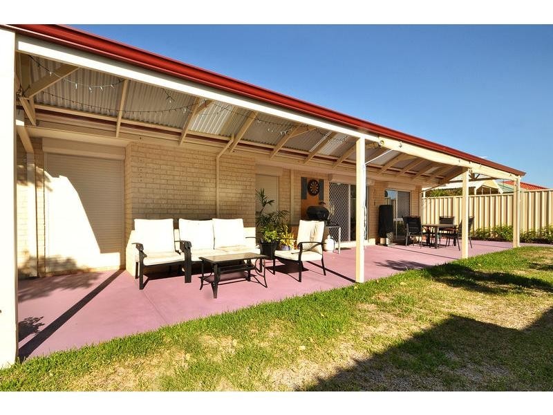 35 Honours Rise, Marangaroo WA 6064