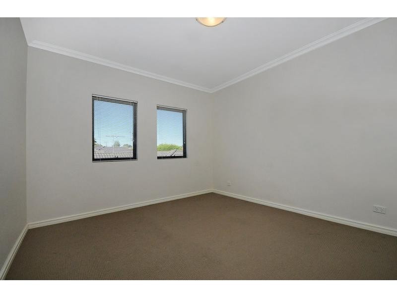 31B Nollamara Avenue, Nollamara WA 6061