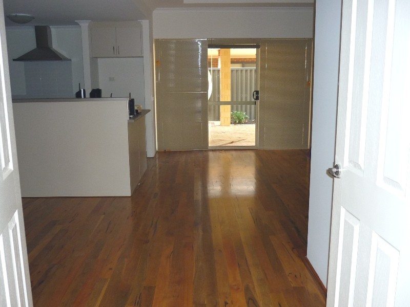 7 Koroit Way, Aveley WA 6069