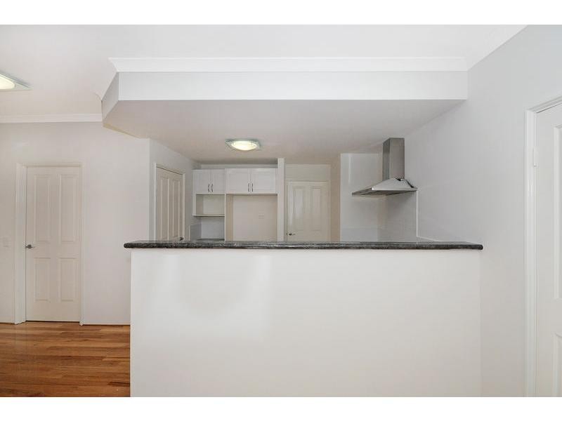 8 Vellum Loop, Aveley WA 6069