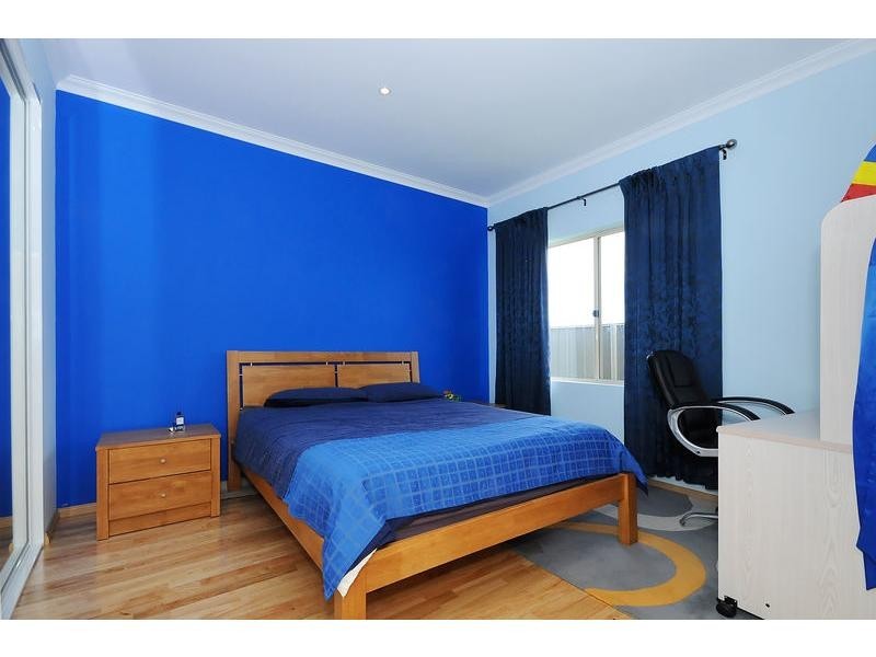 18 Evington Pass, Landsdale WA 6065