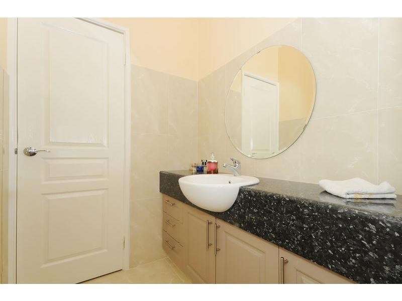 18 Evington Pass, Landsdale WA 6065