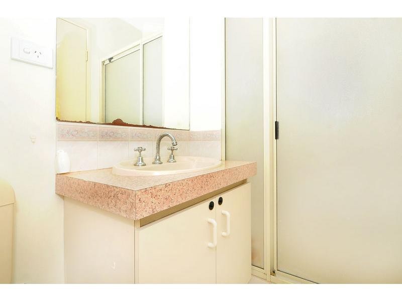 16 Tyndall Circuit, Alexander Heights WA 6064