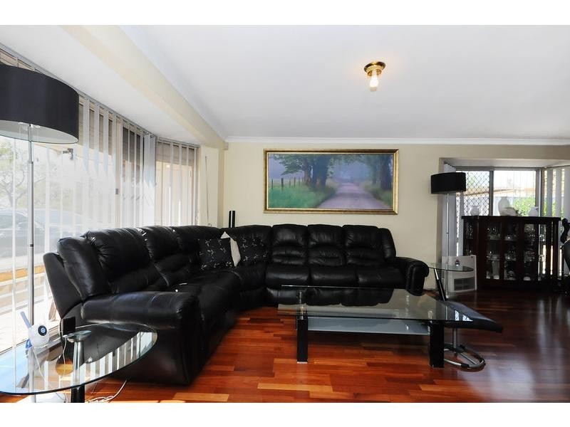 16 Polyantha Gardens, Mirrabooka WA 6061