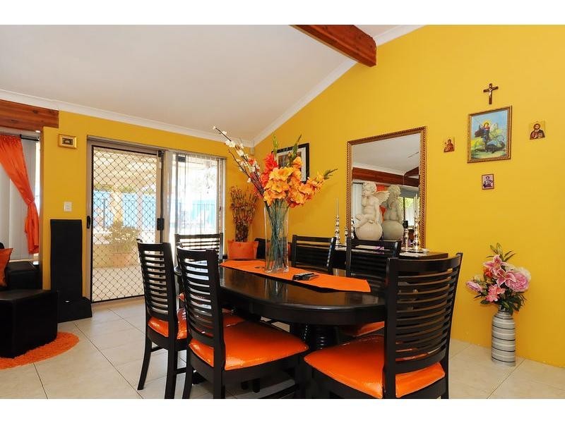 16 Polyantha Gardens, Mirrabooka WA 6061