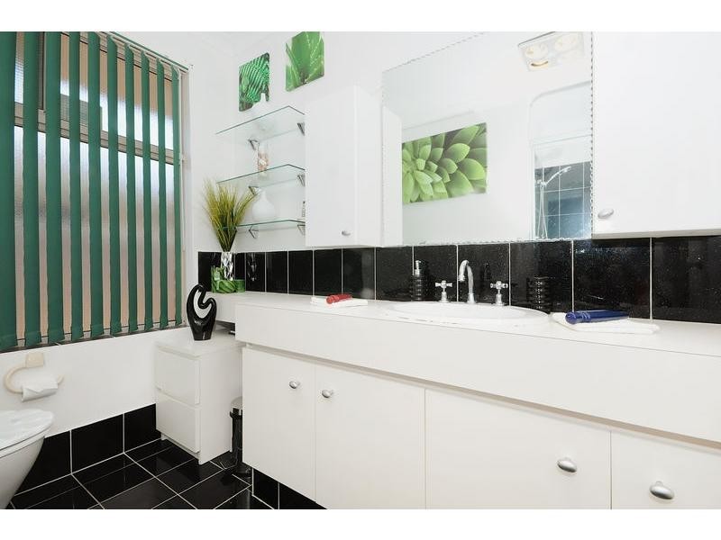 16 Polyantha Gardens, Mirrabooka WA 6061